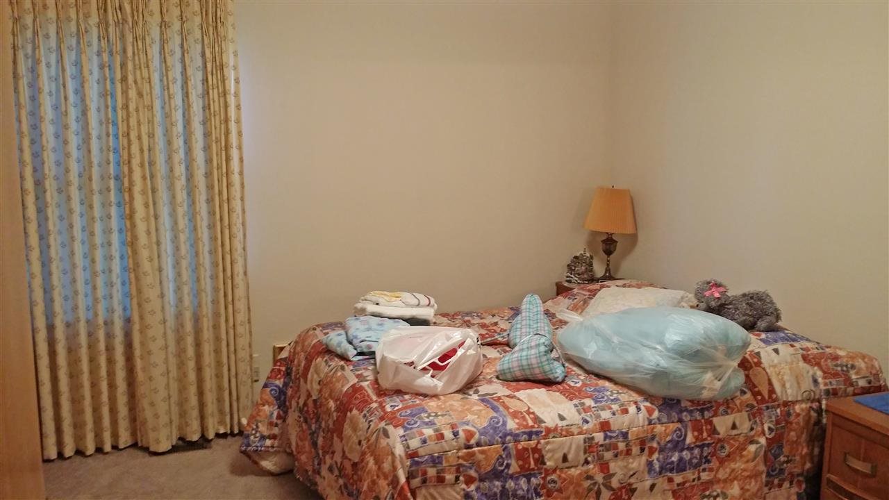 1531 Clover Creek Ln, Goshen, IN 46526 photo 9