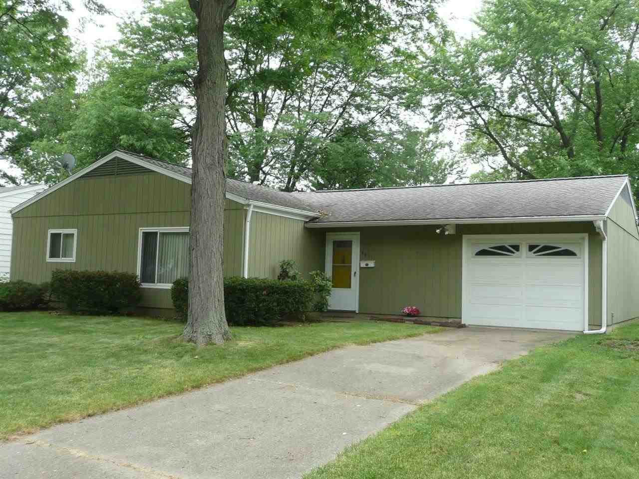 4811 Huntley Ct, South Bend, IN 46614 photo 1