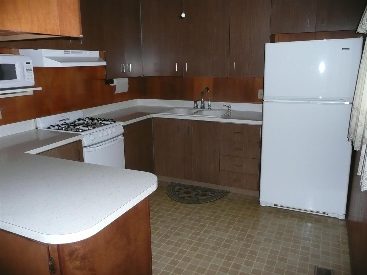 4811 Huntley Ct, South Bend, IN 46614 photo 8