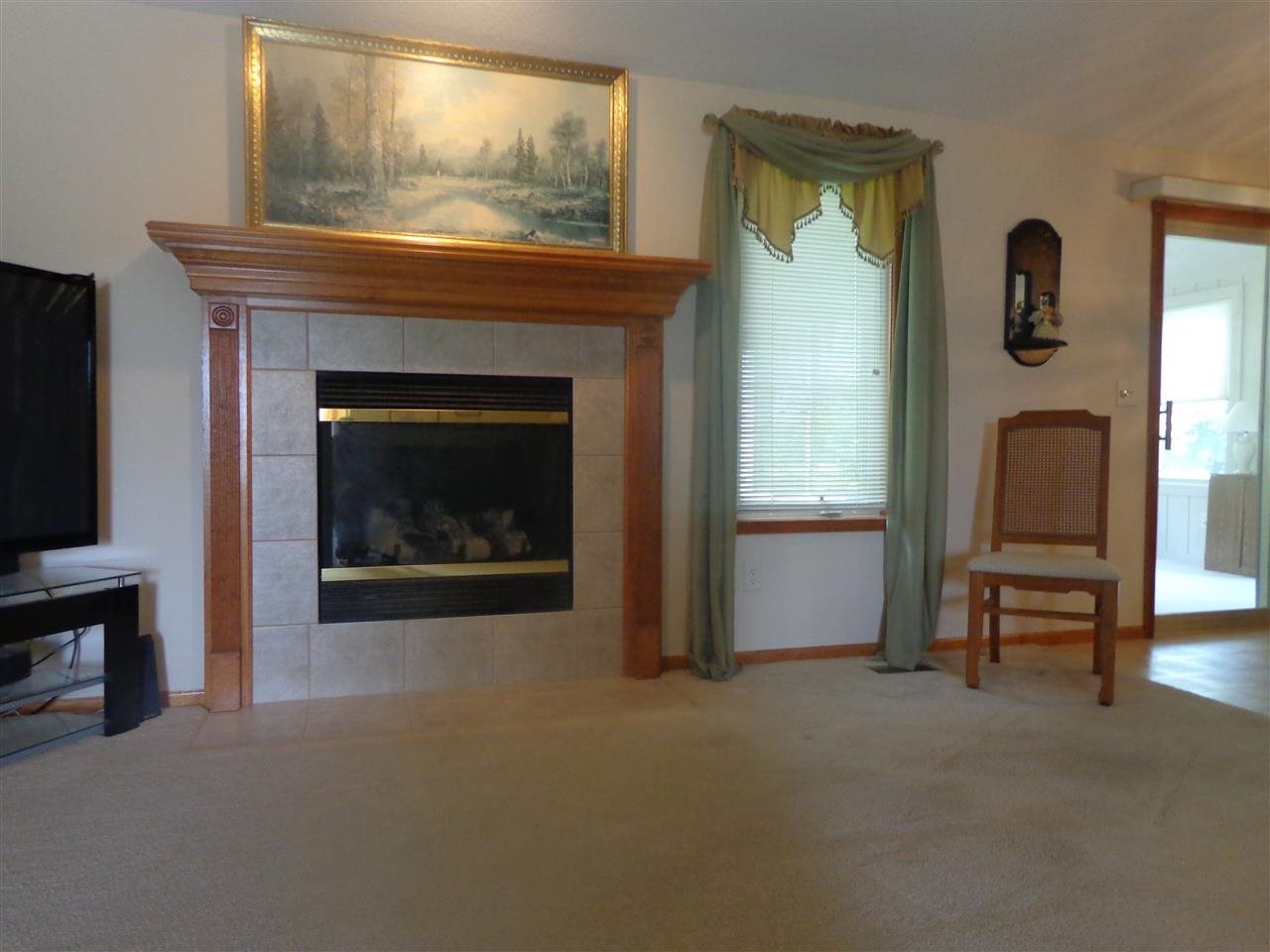 925 Fiona Dr, Fort Wayne, IN 46845 photo 8