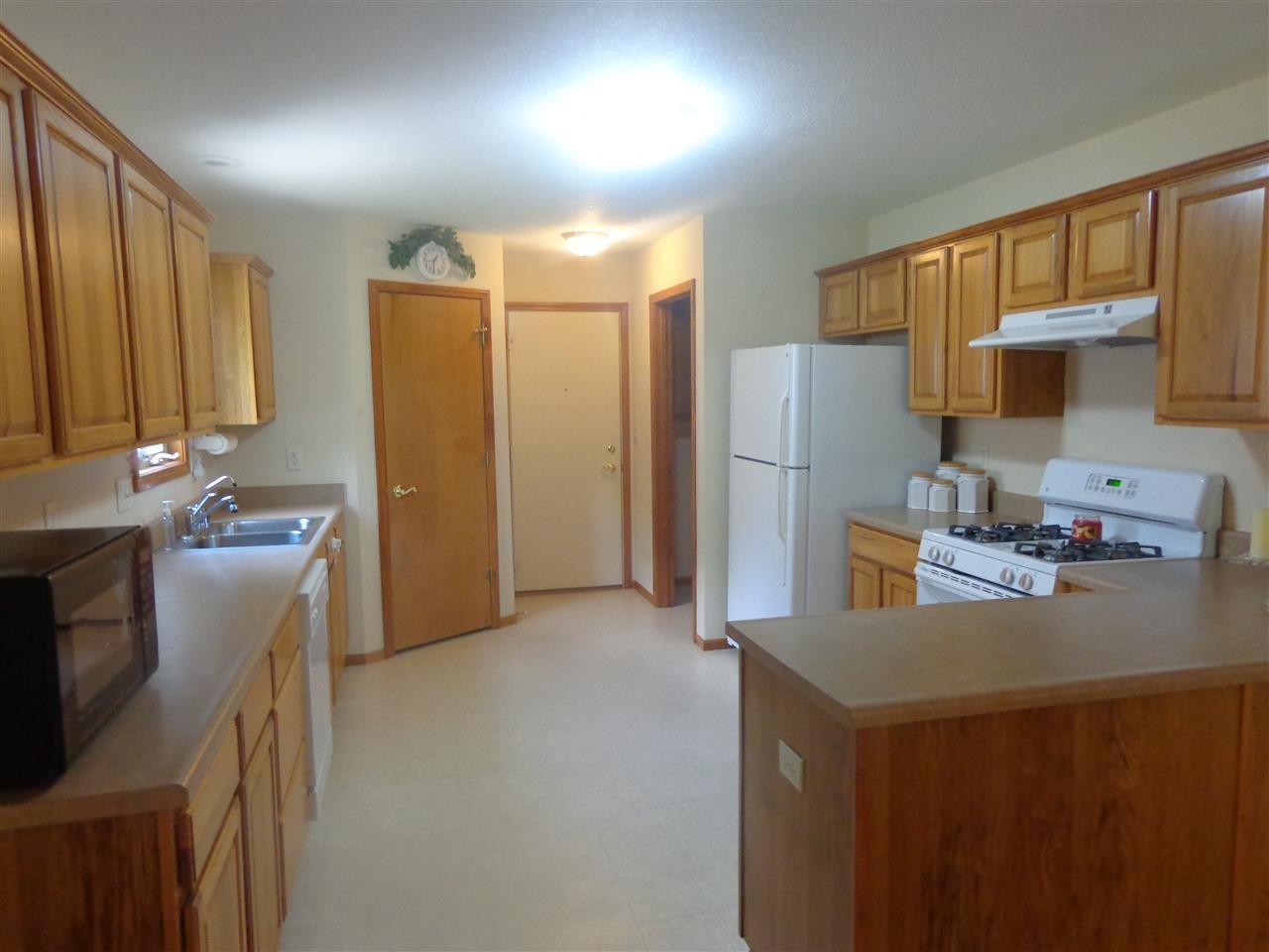 925 Fiona Dr, Fort Wayne, IN 46845 photo 13