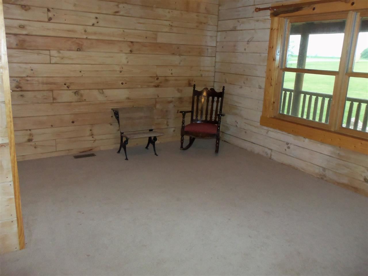 580 N Washington Rd, Wheatland, IN 47597 photo 11