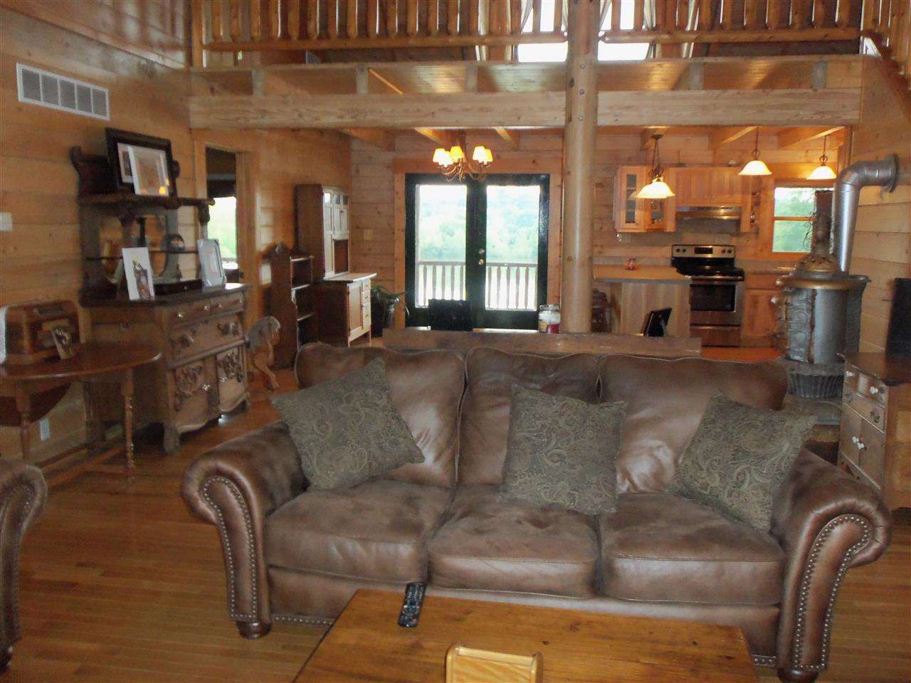 580 N Washington Rd, Wheatland, IN 47597 photo 4