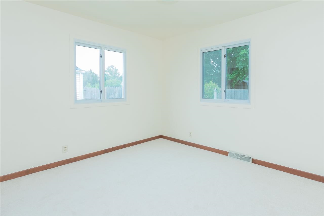 2222 Rockne Dr, South Bend, IN 46615 photo 17