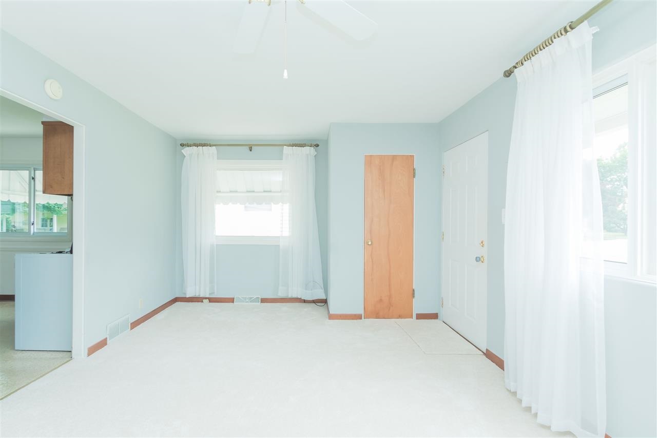 2222 Rockne Dr, South Bend, IN 46615 photo 6