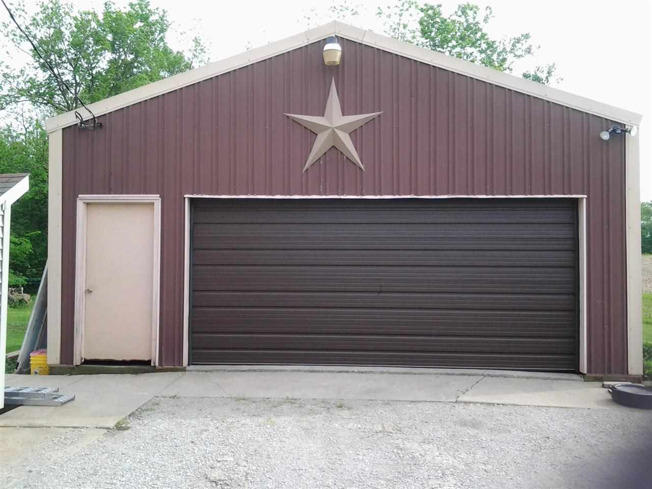 5575 W Old Trail Rd, Larwill, IN 46764 photo 3