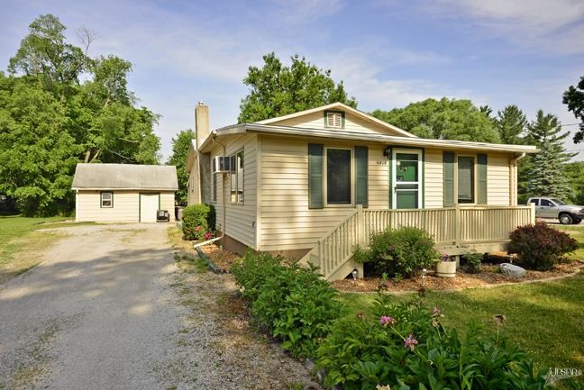 6806 Baer Rd, Fort Wayne, IN 46809 photo 1