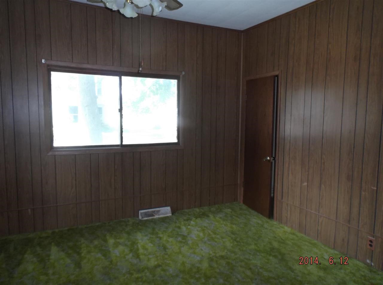 250 S Canal St, Brook, IN 47922 photo 4