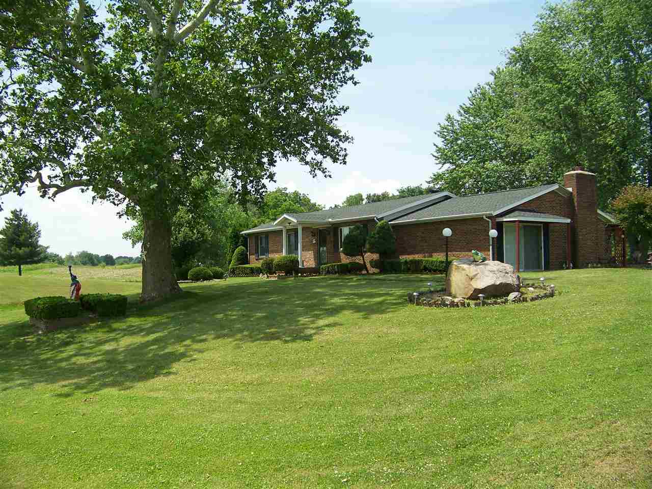 2080 N 175 E, Peru, IN 46970 photo 1