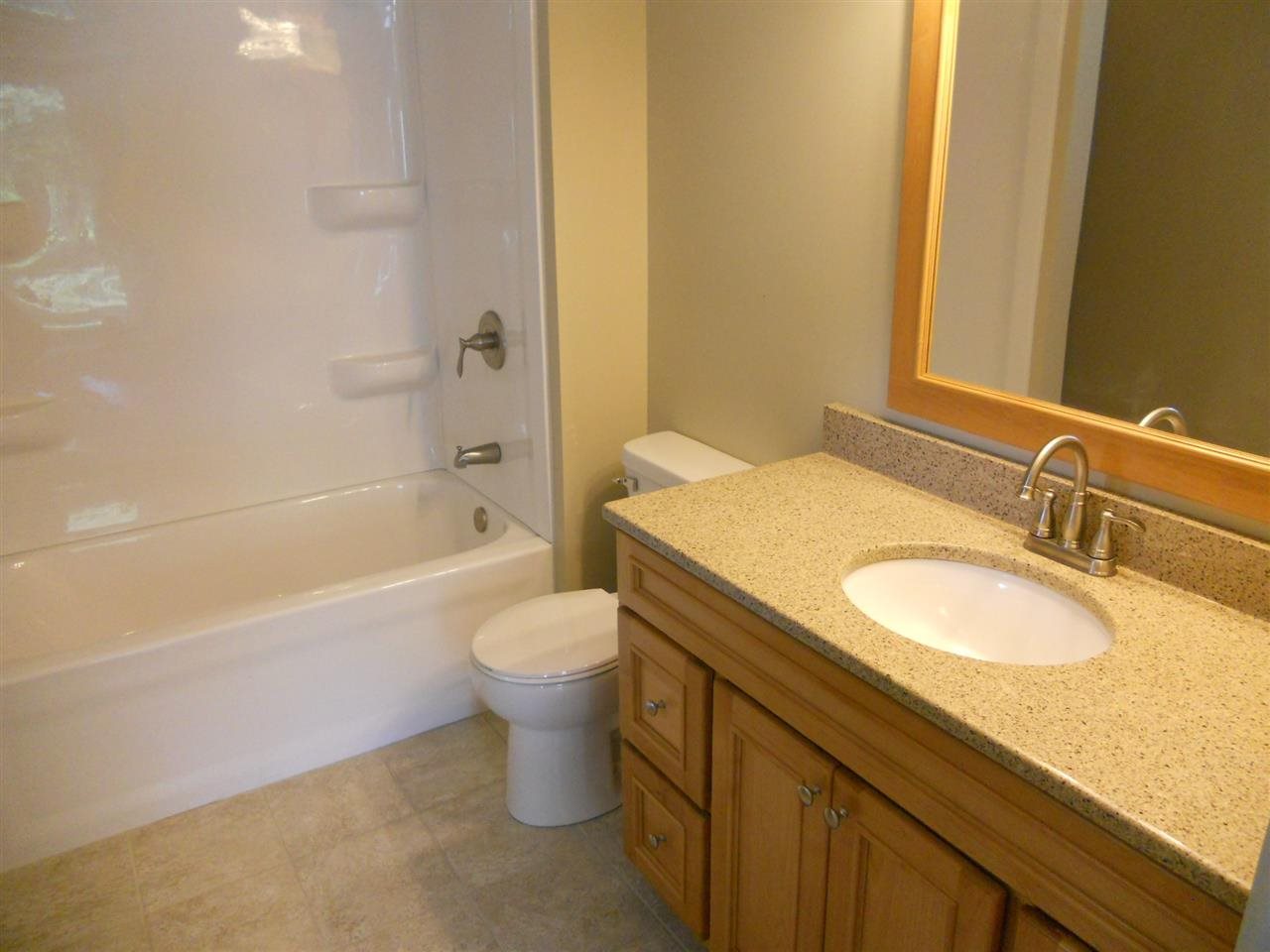 404 E Vine St, Fort Branch, IN 47648 photo 9