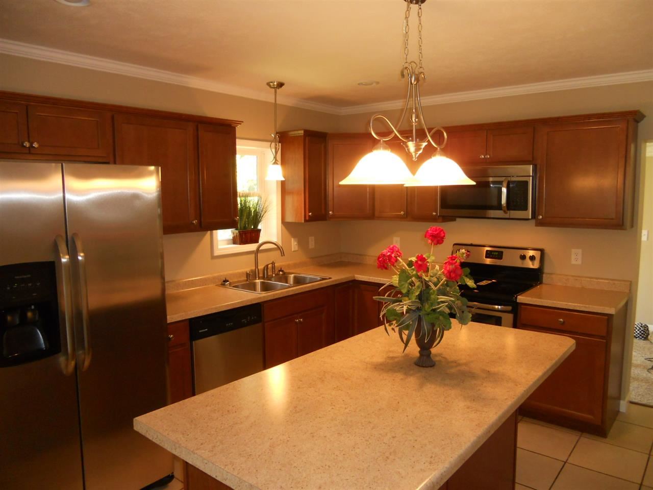 404 E Vine St, Fort Branch, IN 47648 photo 5