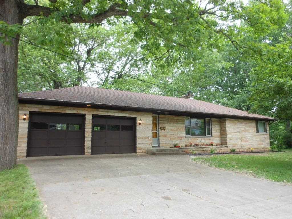 819 Grand Ave, Elkhart, IN 46516 photo 1