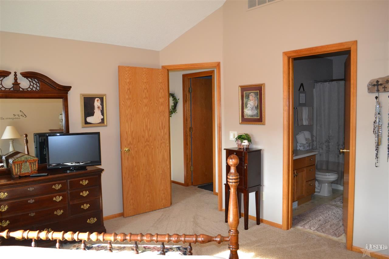 417 Cameron Hill Pl, Fort Wayne, IN 46804 photo 17