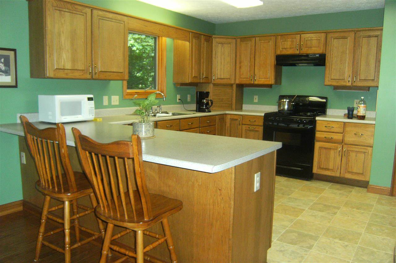 4600 N Chatham Dr, Bloomington, IN 47404 photo 9