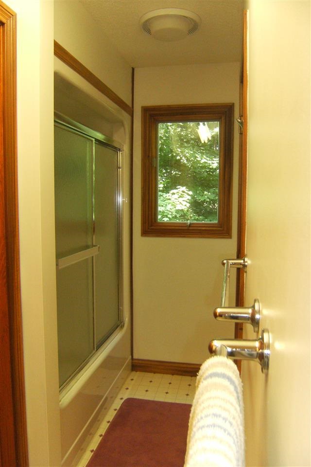 4600 N Chatham Dr, Bloomington, IN 47404 photo 18