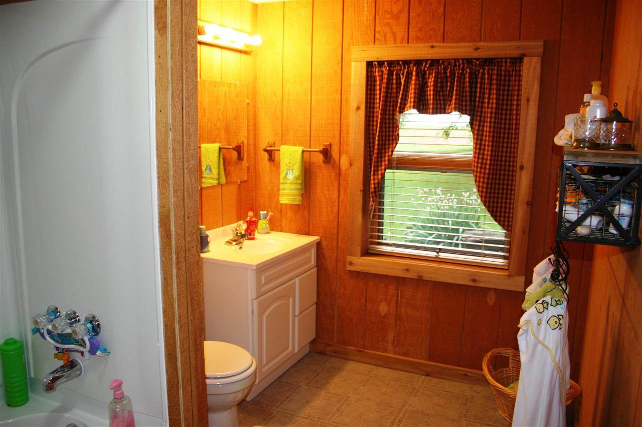 6360 N 575 E, Howe, IN 46746 photo 28