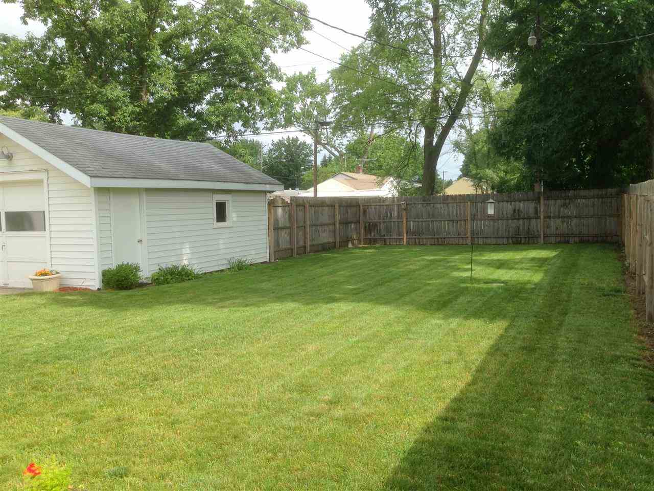 1232 Bower St, Elkhart, IN 46514 photo 17