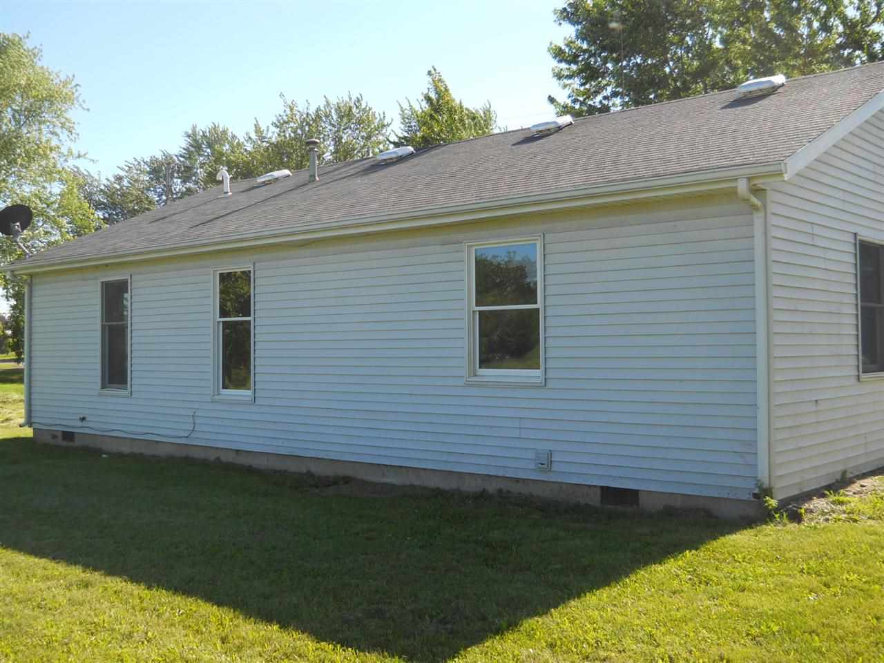 108 Maple Ln, Wakarusa, IN 46573 photo 14