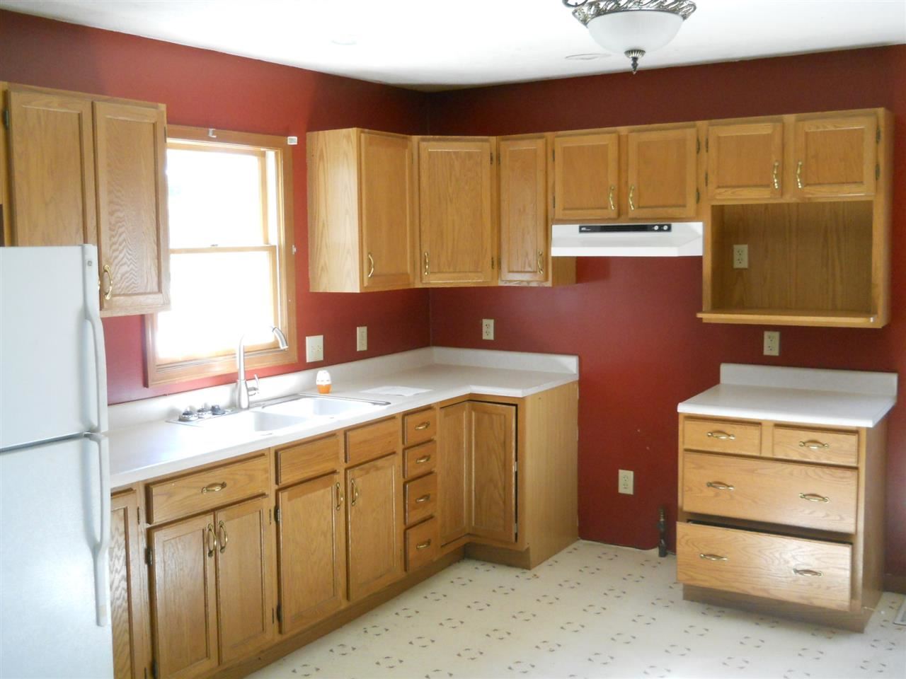 108 Maple Ln, Wakarusa, IN 46573 photo 7