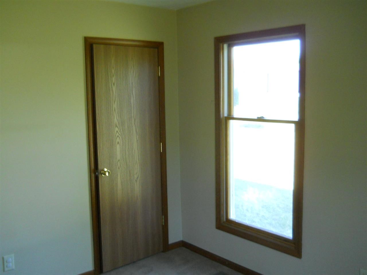 108 Maple Ln, Wakarusa, IN 46573 photo 12