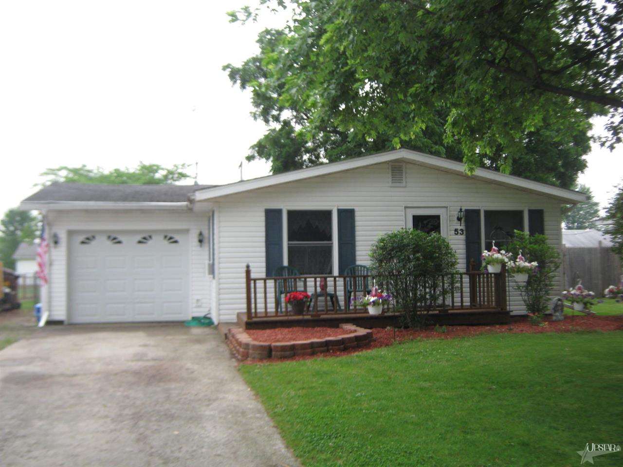 53 Hi Lo Dr, Bluffton, IN 46714 photo 1