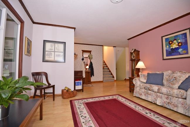 6719 Kirkdale Dr, Fort Wayne, IN 46815 photo 3