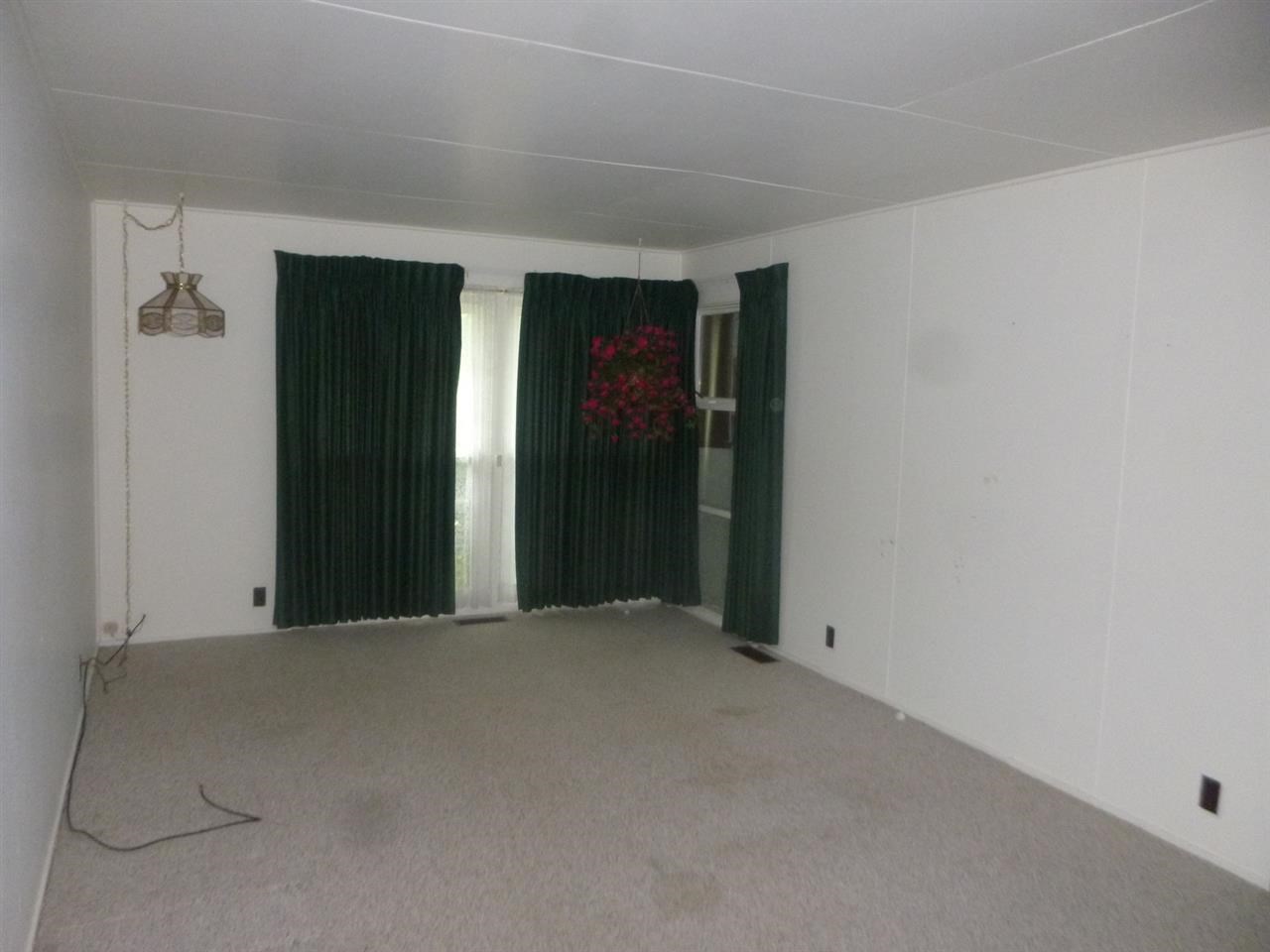 1103 Manchester Dr, South Bend, IN 46615 photo 6