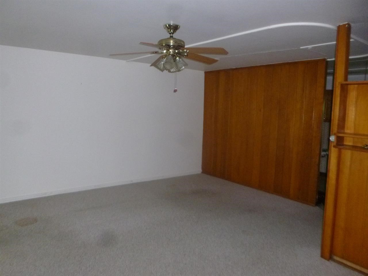 1103 Manchester Dr, South Bend, IN 46615 photo 16