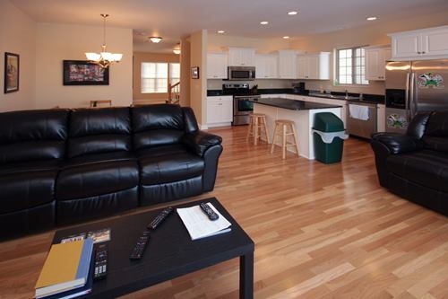 54683 Willis St, South Bend, IN 46637 photo 4