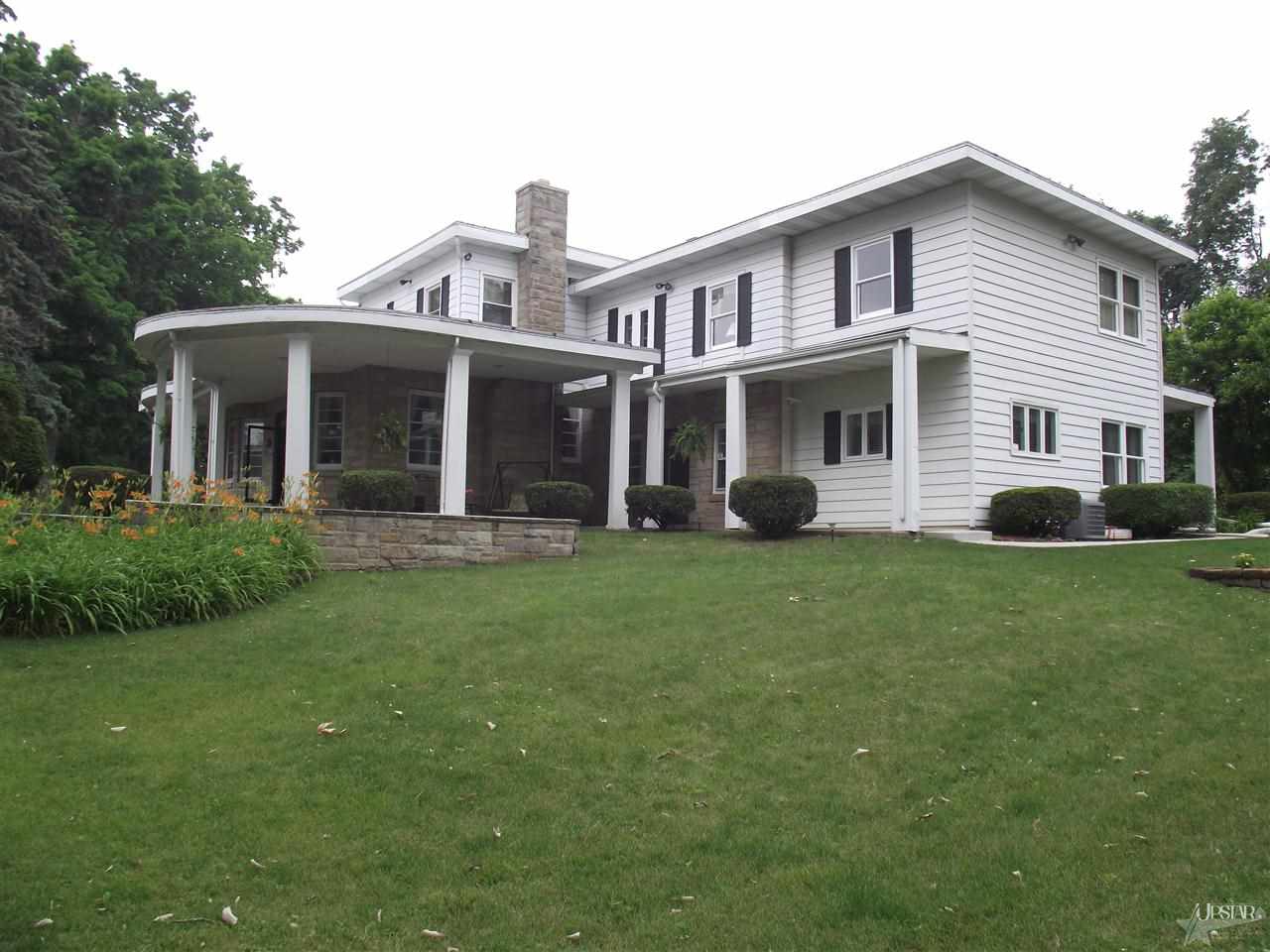 2236 Goshen Rd, Fort Wayne, IN 46808 photo 1