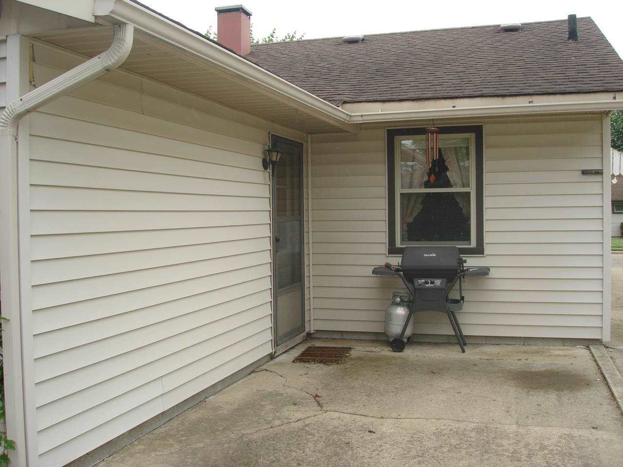 2510 Stadium Dr, Logansport, IN 46947 photo 5