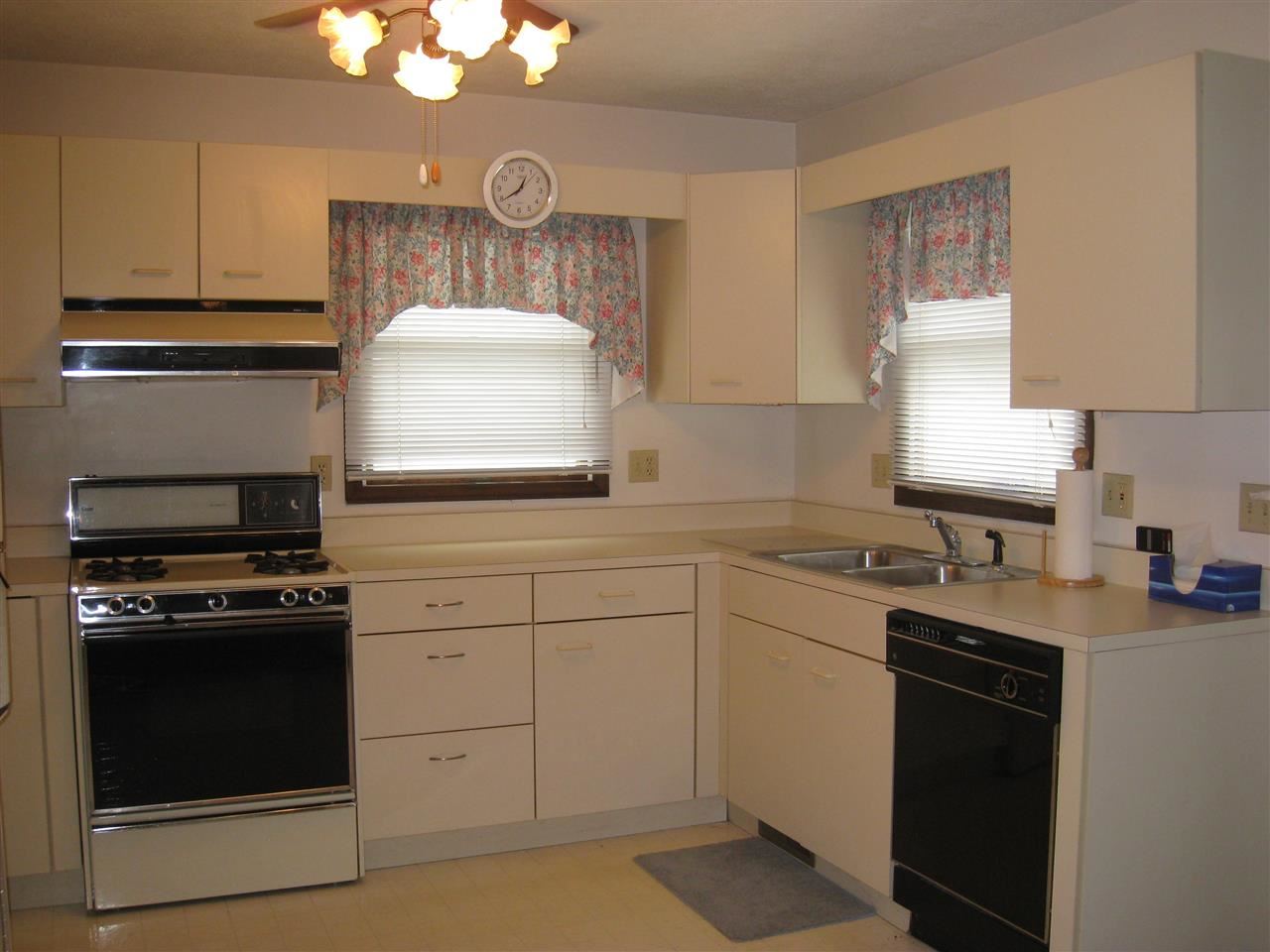 414 S Albert Ave, South Bend, IN 46619 photo 9