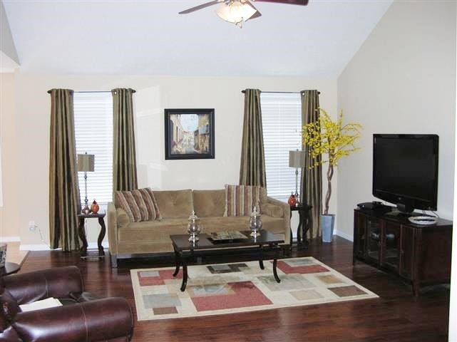 4700 Erinwood Ct, Evansville, IN 47725 photo 2