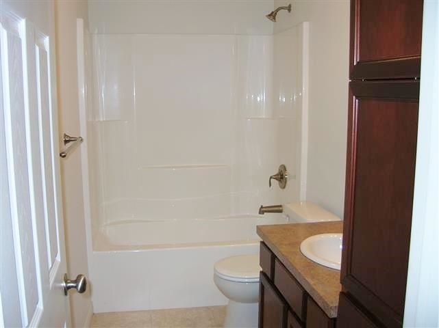 4700 Erinwood Ct, Evansville, IN 47725 photo 12