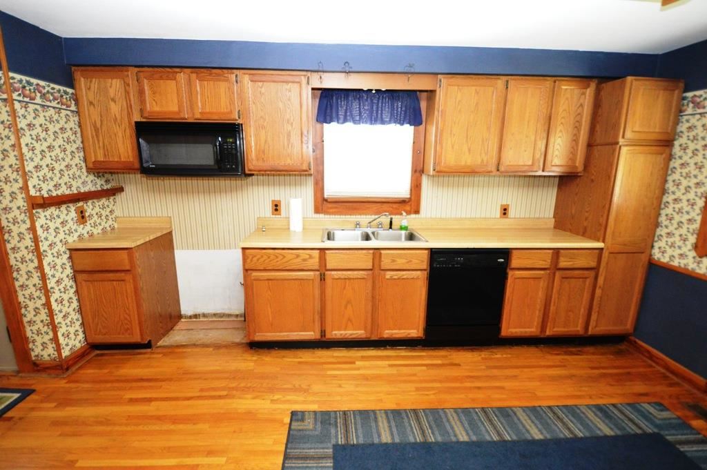 652 E Boone St, Frankfort, IN 46041 photo 5