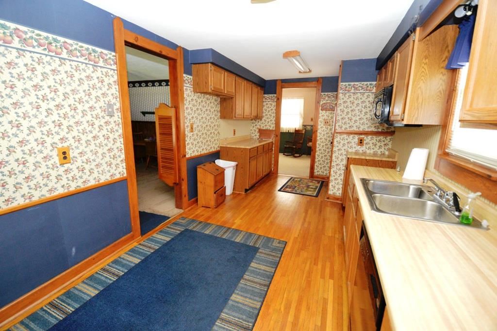 652 E Boone St, Frankfort, IN 46041 photo 7