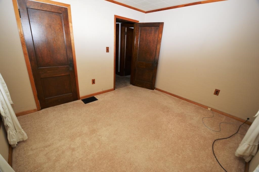 652 E Boone St, Frankfort, IN 46041 photo 18
