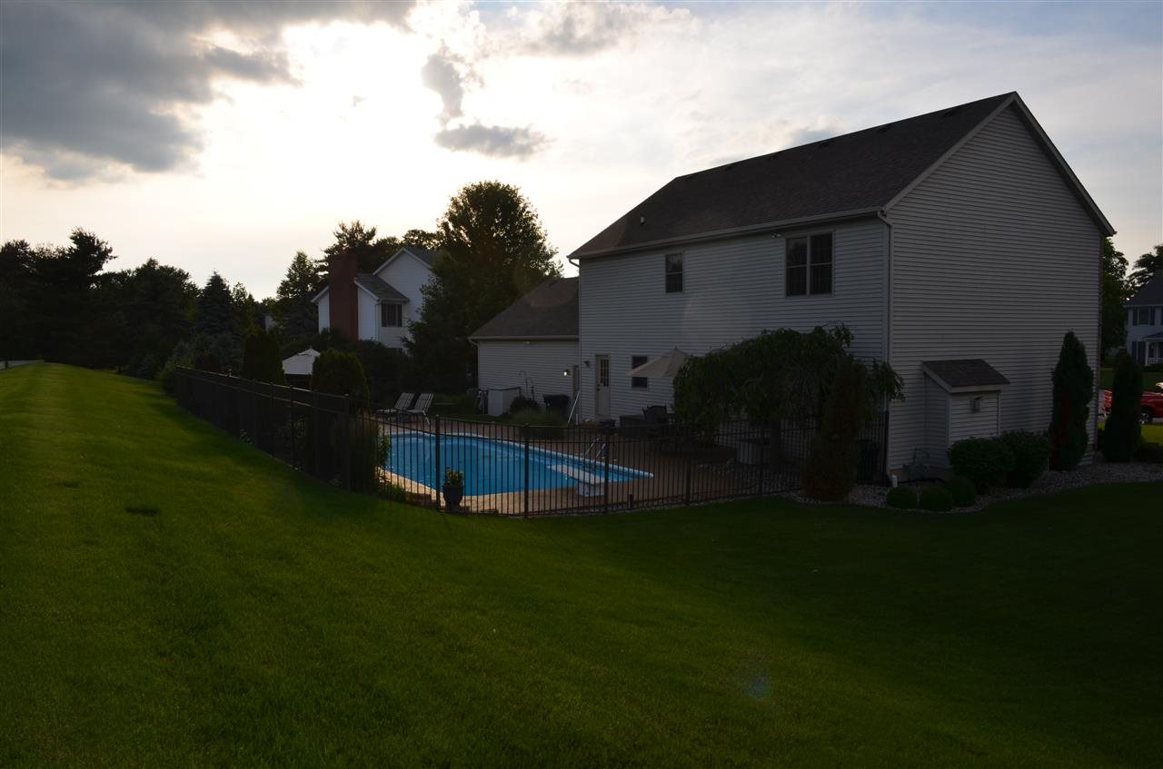 15450 Siena Ct, Granger, IN 46530 photo 3