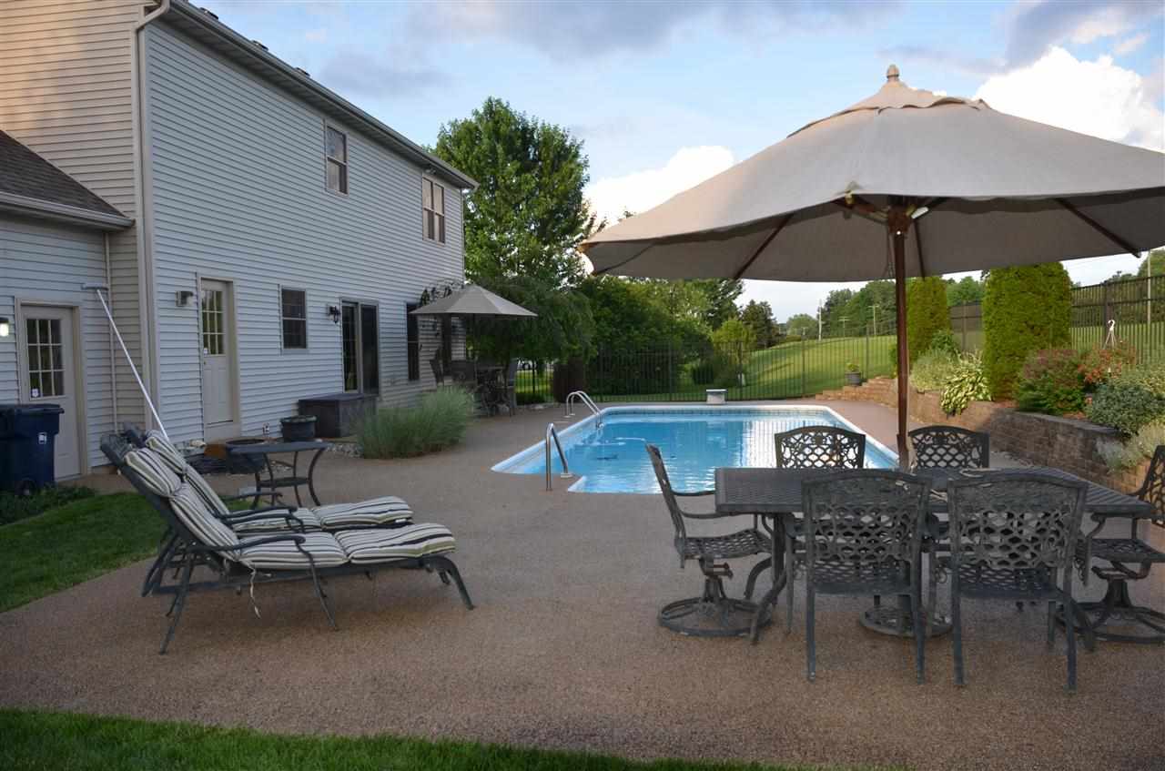 15450 Siena Ct, Granger, IN 46530 photo 4