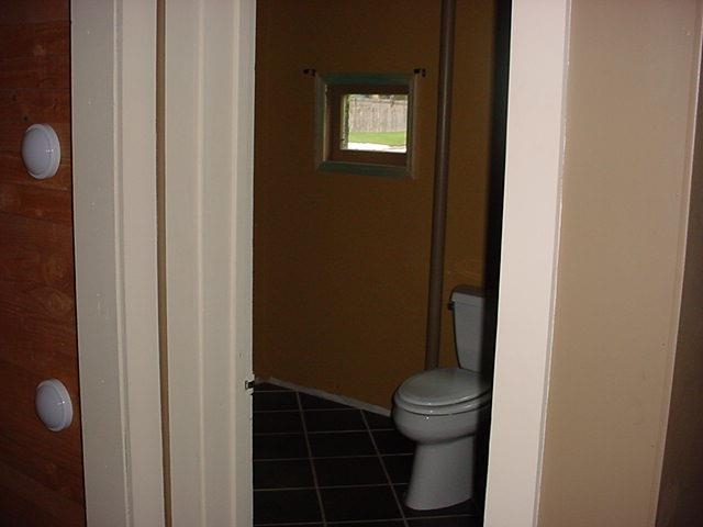 902 N 5th St, Goshen, IN 46528 photo 10