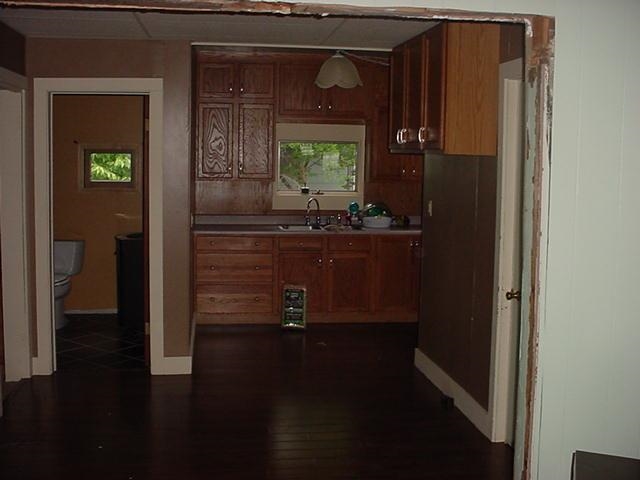 902 N 5th St, Goshen, IN 46528 photo 15