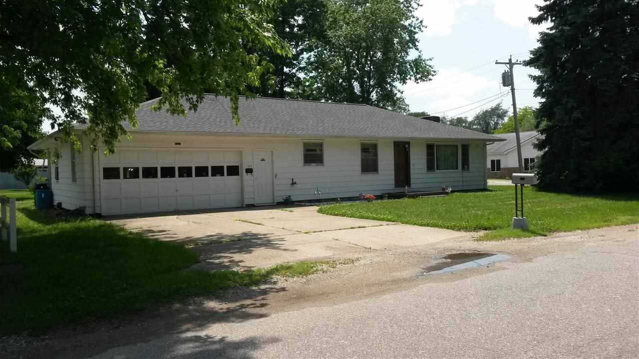 127 Clark St, Walkerton, IN 46574 photo 1