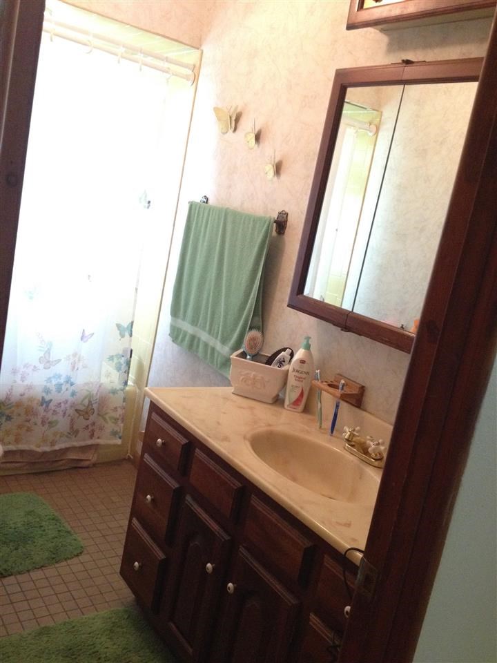 127 Clark St, Walkerton, IN 46574 photo 9
