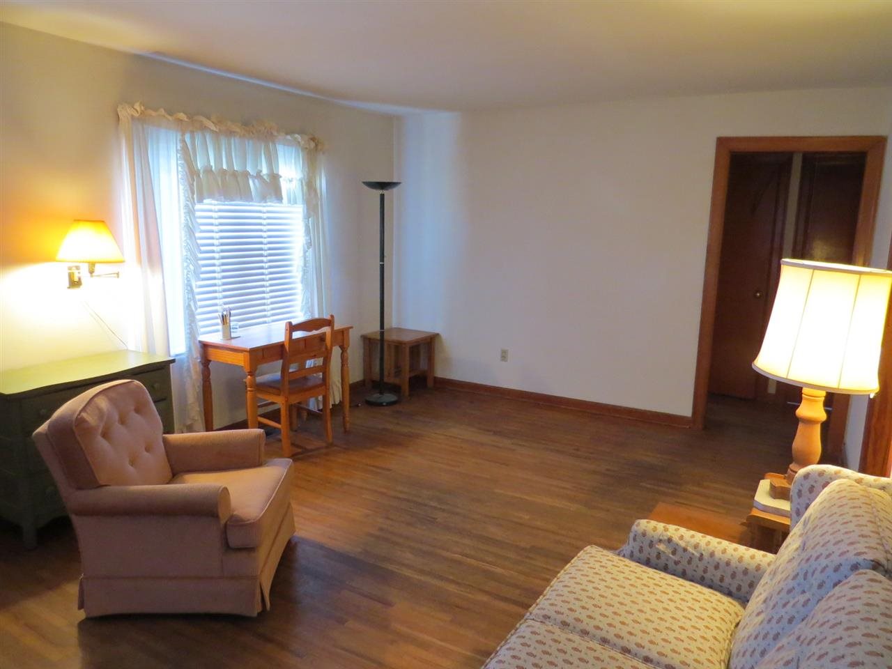 924 N Spring St, Evansville, IN 47711 photo 4