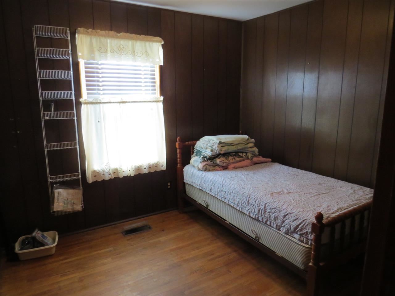 924 N Spring St, Evansville, IN 47711 photo 6