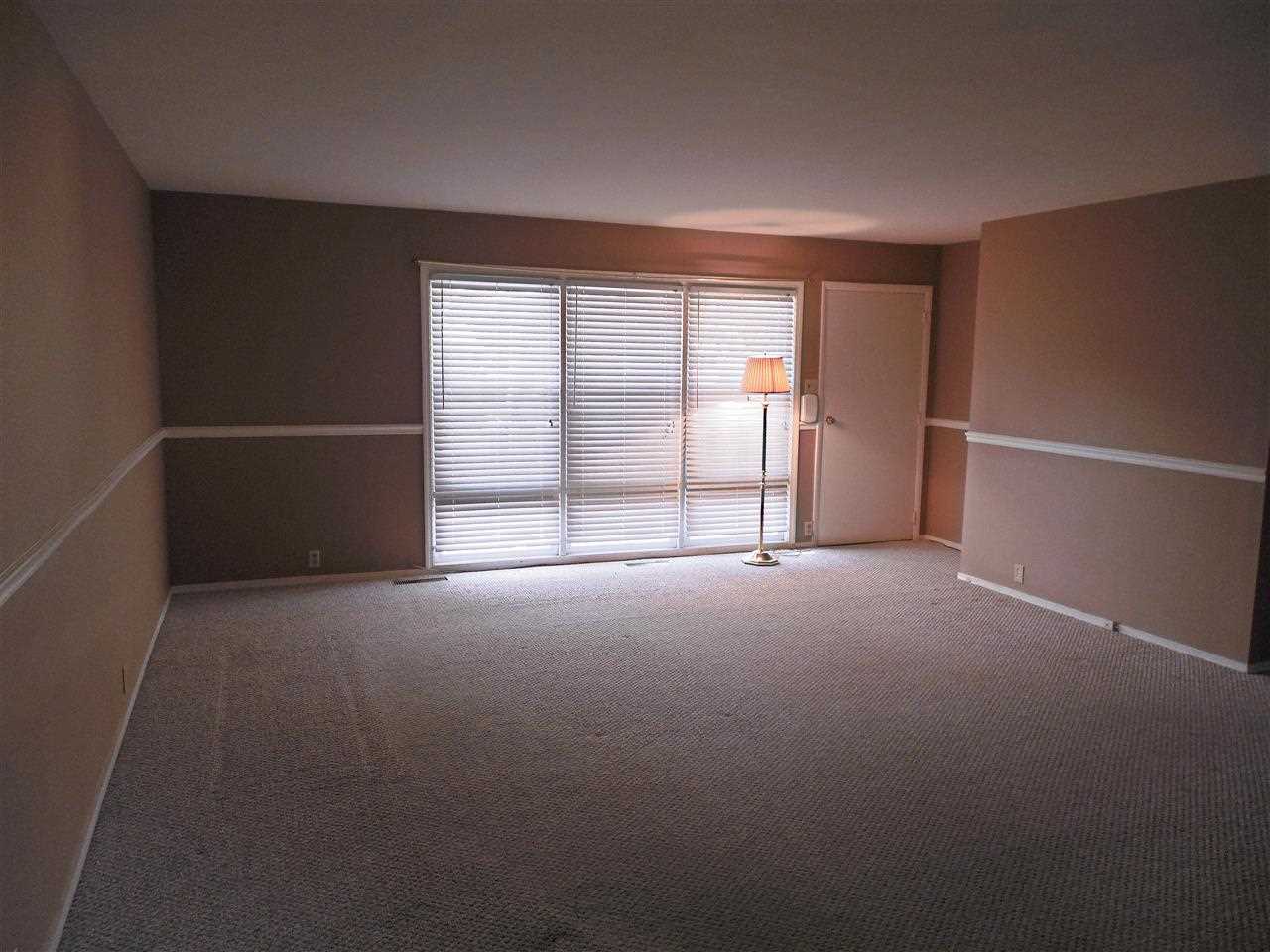 337 Lexington Rd, Evansville, IN 47710 photo 2