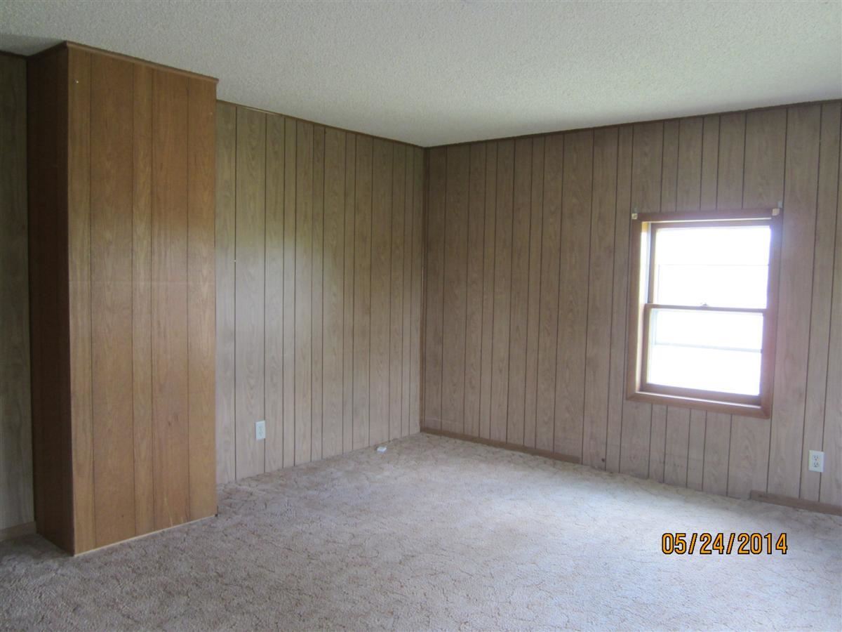7790 S 550 E, Wolcottville, IN 46795 photo 6