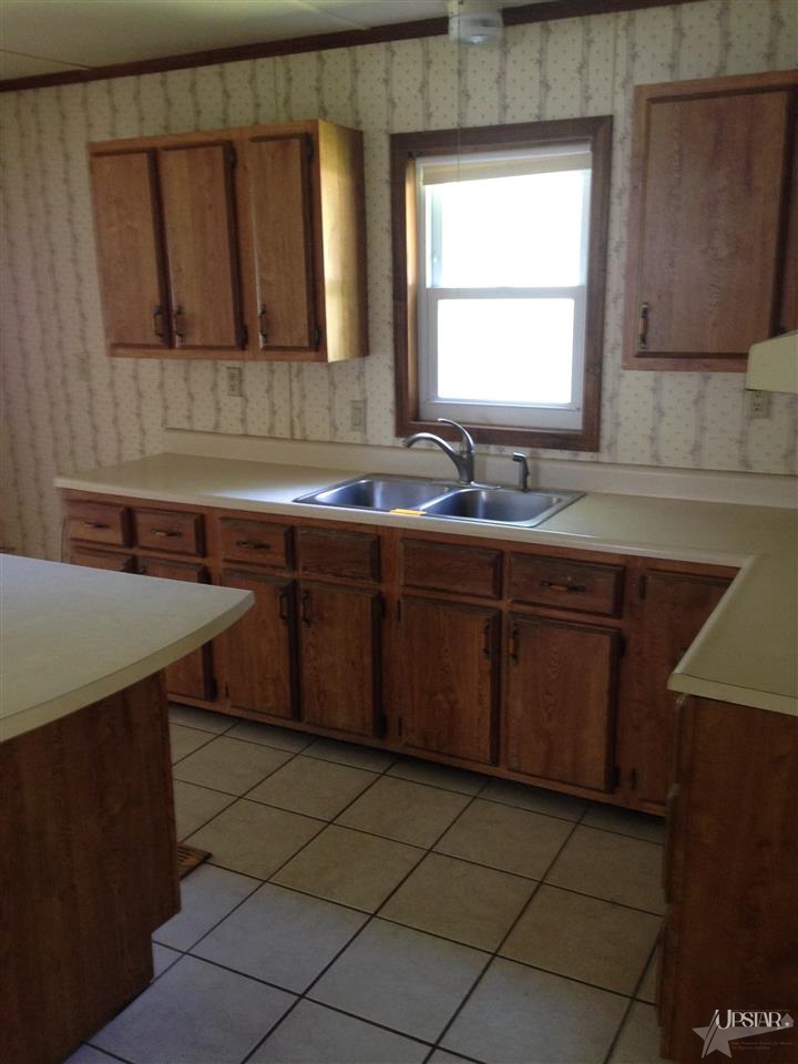4677 W Fifth St, Albion, IN 46701 photo 4