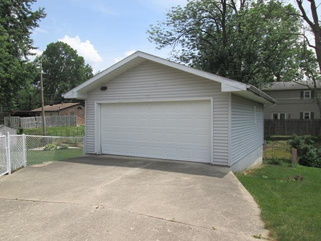 2215 W King St, Kokomo, IN 46901 photo 6