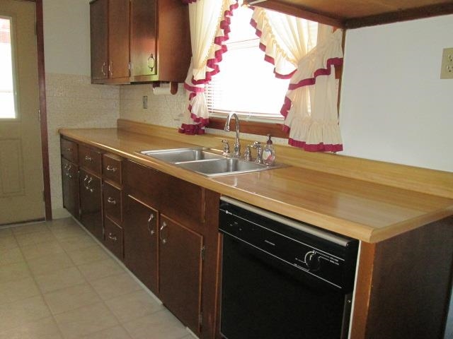 2215 W King St, Kokomo, IN 46901 photo 8